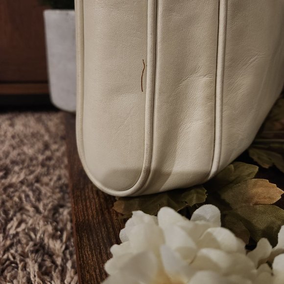 Italian Woodward & Lothrop Leather Handbag - Picture 7 of 12